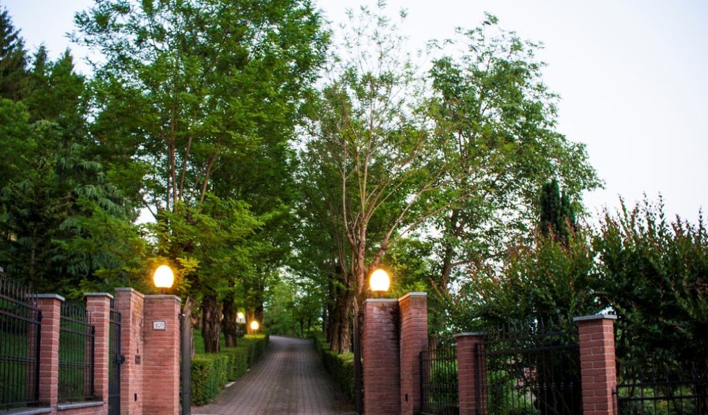 strada di accesso