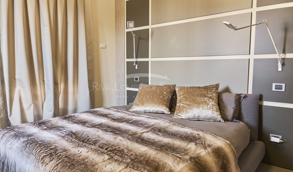 _DSF2742_HDR